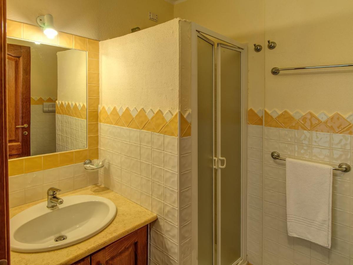 Guest House Dolce Vita Cala Gonone Exterior foto